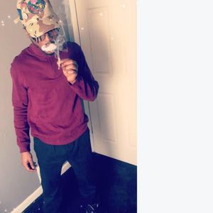 Meet your Posher, Adrien